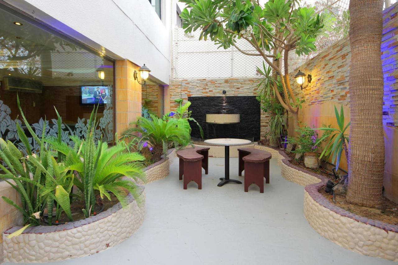 Dallas Hotel Dubaï Extérieur photo